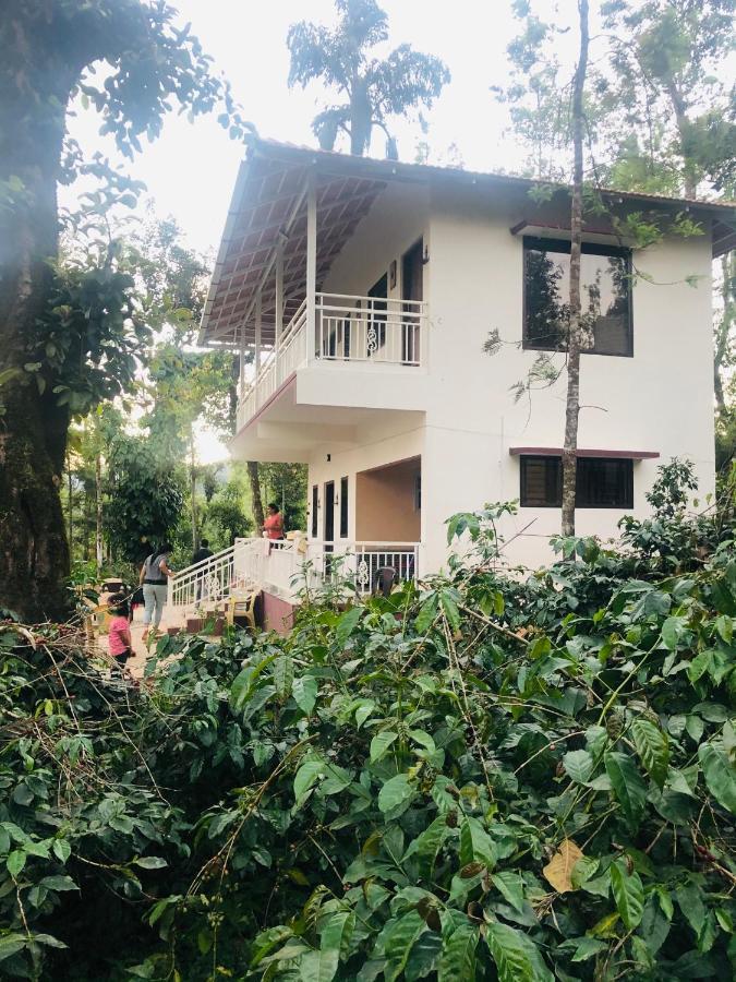 Silver Springs Homestay Chikmagalur Exterior photo